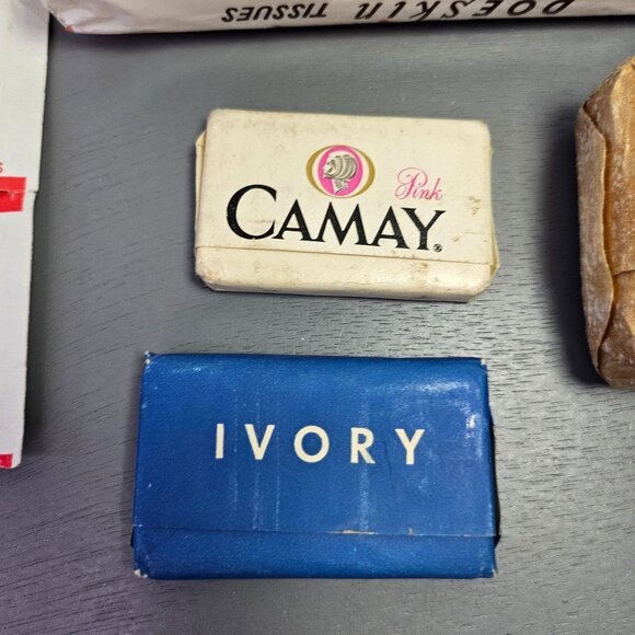 Vintage Soap & Tissue Collection With Camay & Doeskin - Picture 10 of 10